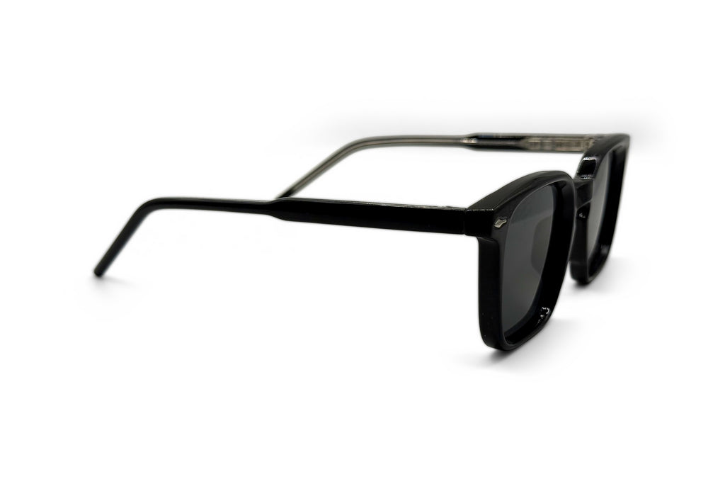 OBE 002 Black sunglasses, side view